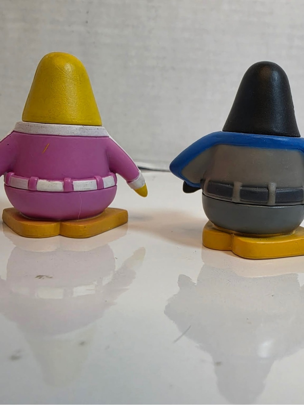 Disney Club Penguin Figures Jakks Pacific 2 inch - Picture 2 of 3